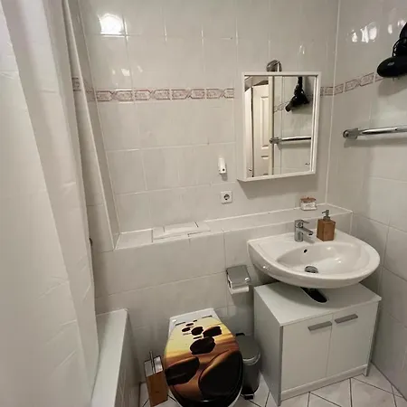 شقة Ruby-apartment **zentrumsnah*balkon** لبسيا